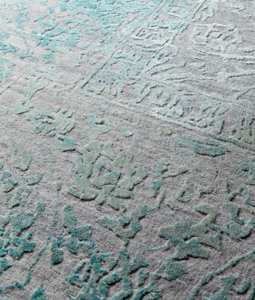 2119-60a grey & turquoise