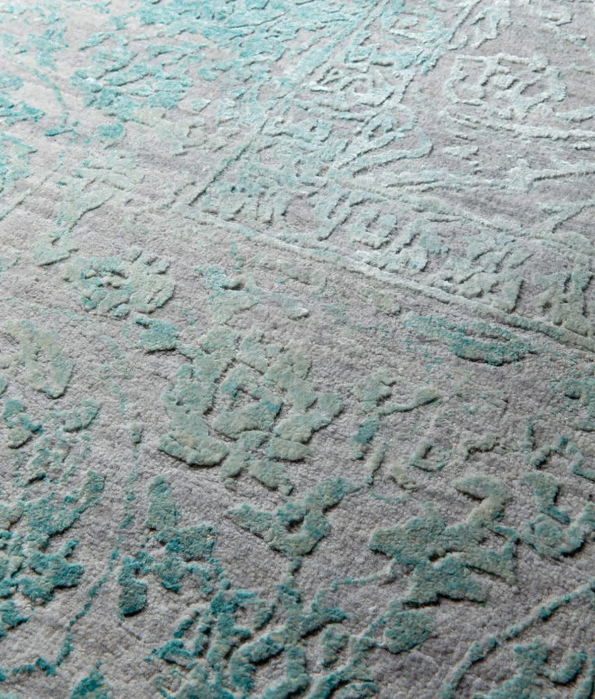 2119-60a grey & turquoise